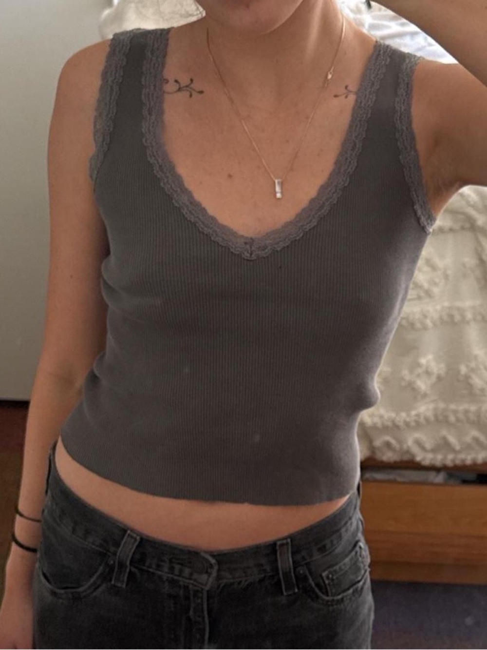Brandy Melville Ronnie Lace Tank Top Grey/ navy color one size made in Europe - Picture 7 of 7